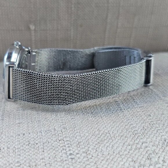 Skagen Denmark Ladies Wristwatch Quartz analog Silver Tone Mesh Strap Watch - Picture 9 of 13